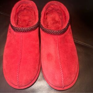 UGG Red Suede Tasman Slippers Sz 6 EUC